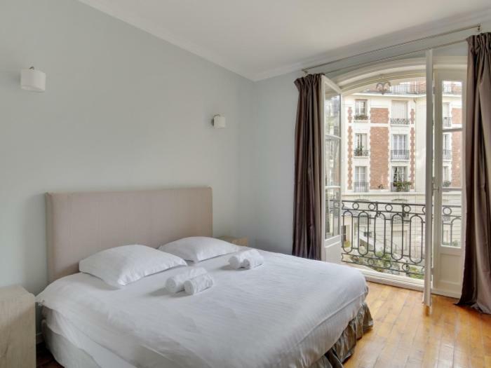 4 People Apartment Close To Eiffel Tower By Weekome Paryż Zewnętrze zdjęcie